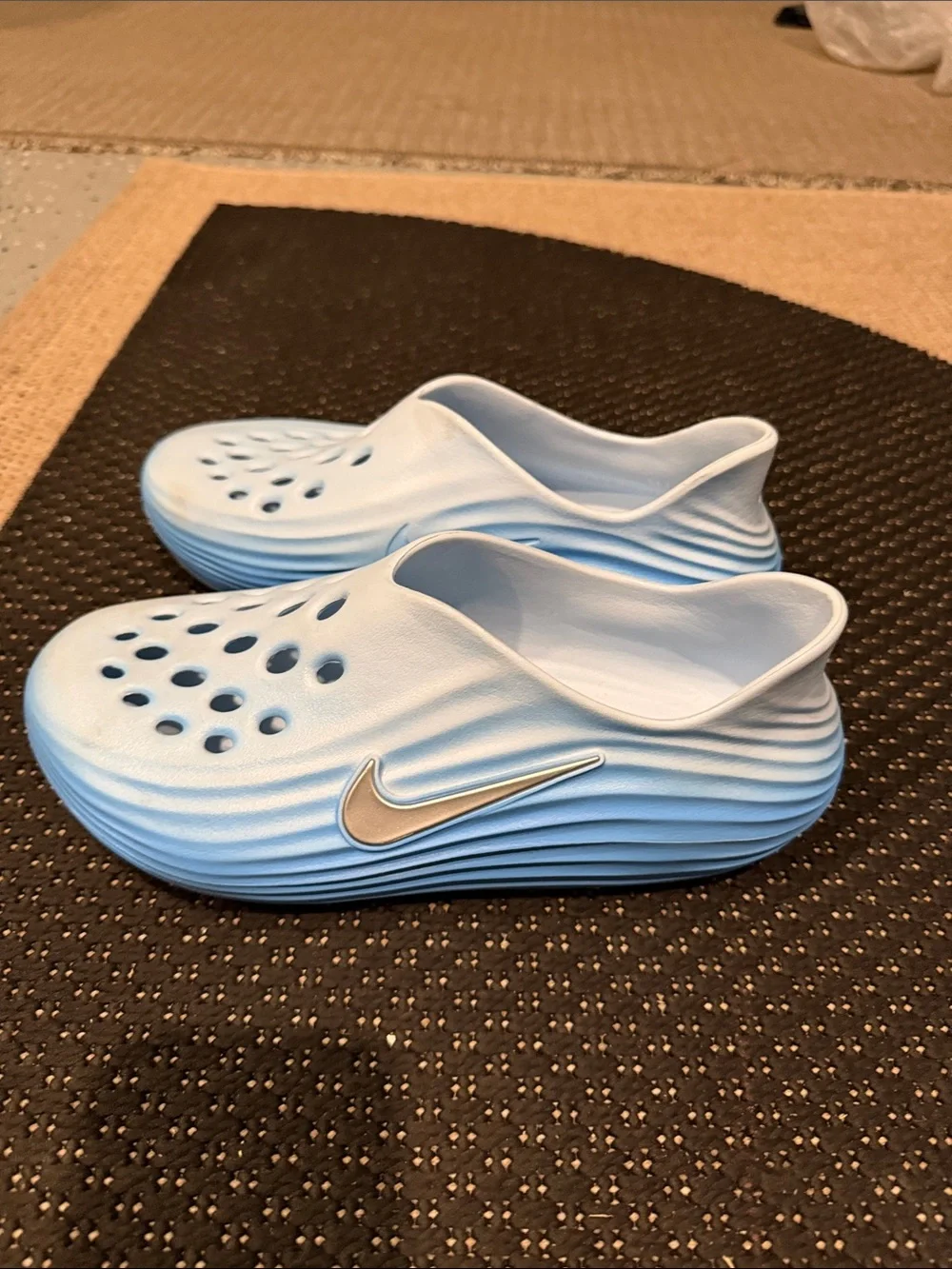 Nike Kids Light Blue Wave Slip-On Clogs with Silver Swoosh